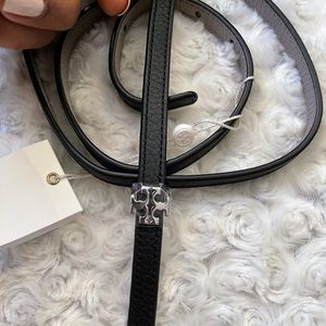 Tory Burch black/french gray 1/2 inch reversible logo women’s waist .. XXL